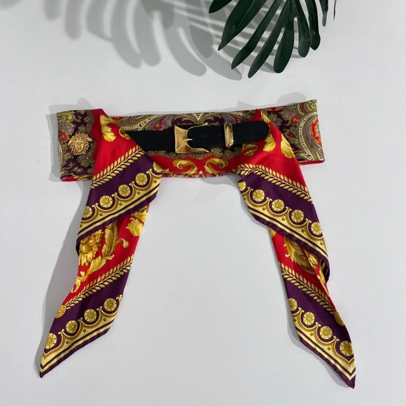 Vintage Gianni Versace Red & Gold Baroque Silk Belt with Medusa Medallions - Picture 2 of 8